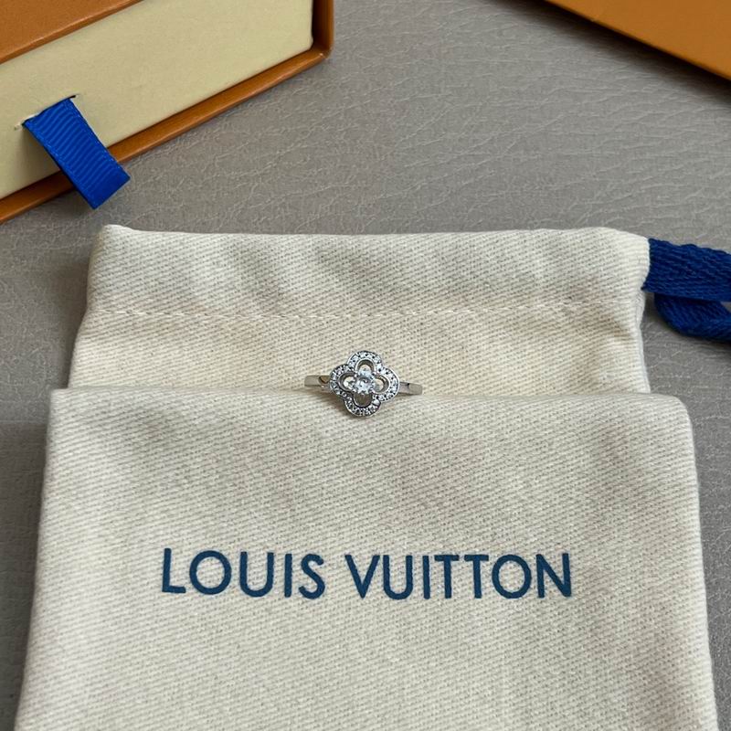 LV Ring 04yxh10